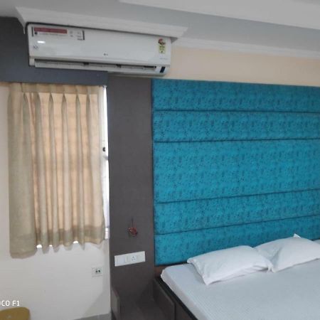 Hotel Saraswati Retreat à Bhubaneswar Extérieur photo
